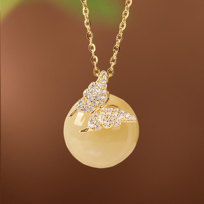 Collier Papillon De Jade -Renaissance& Douceur